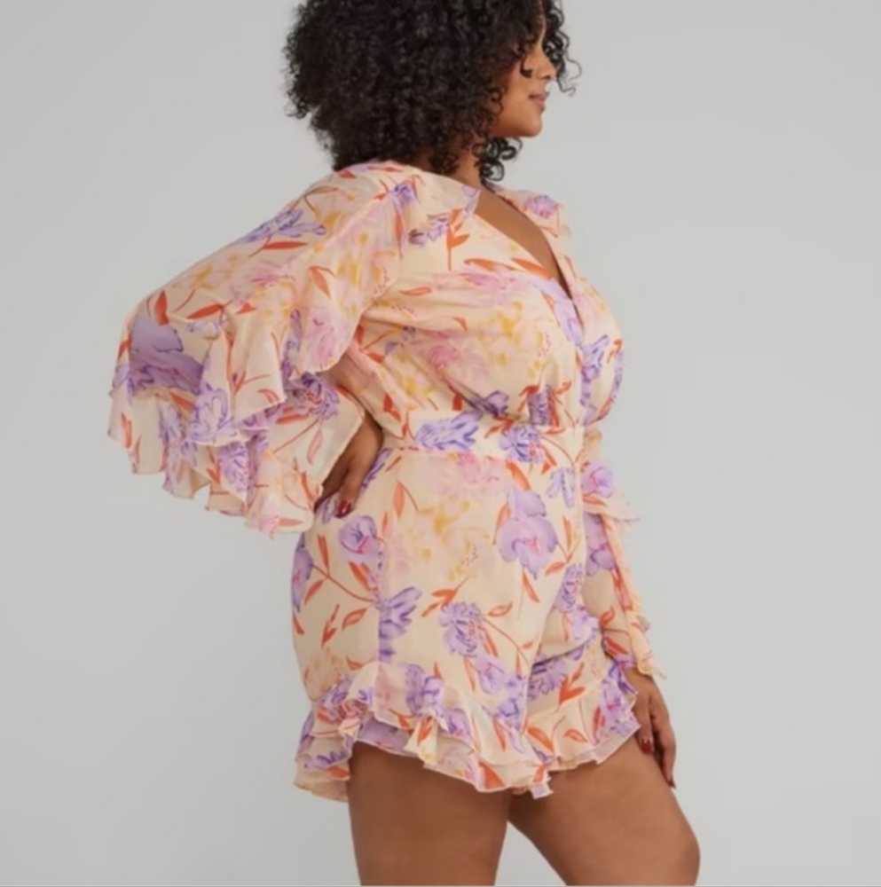 Fashion to Figure Floral Ruffle Romper Women's 0 (L/12) - Picture 3 of 8